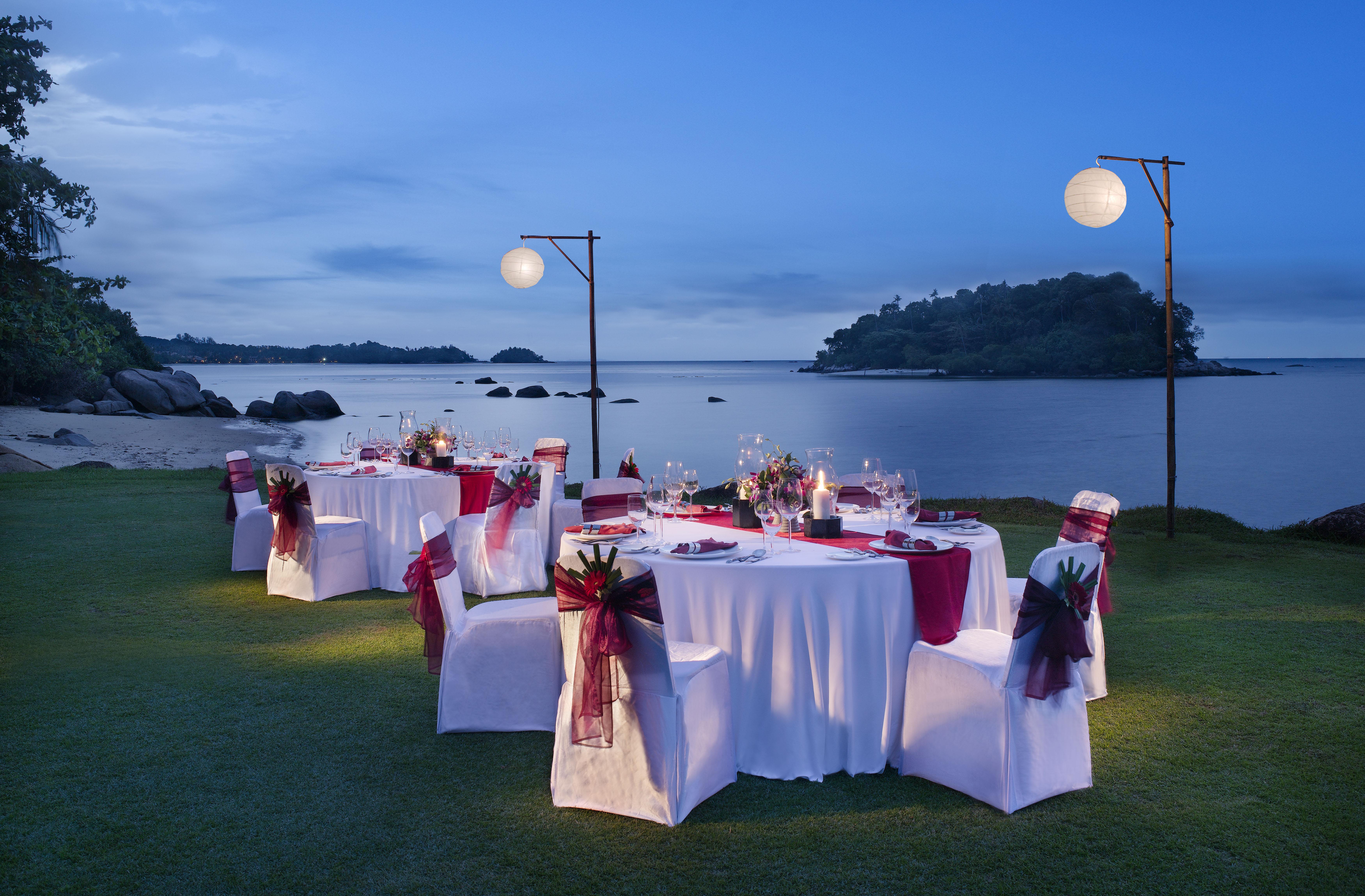 Hotel Cassia Bintan Lagoi Esterno foto